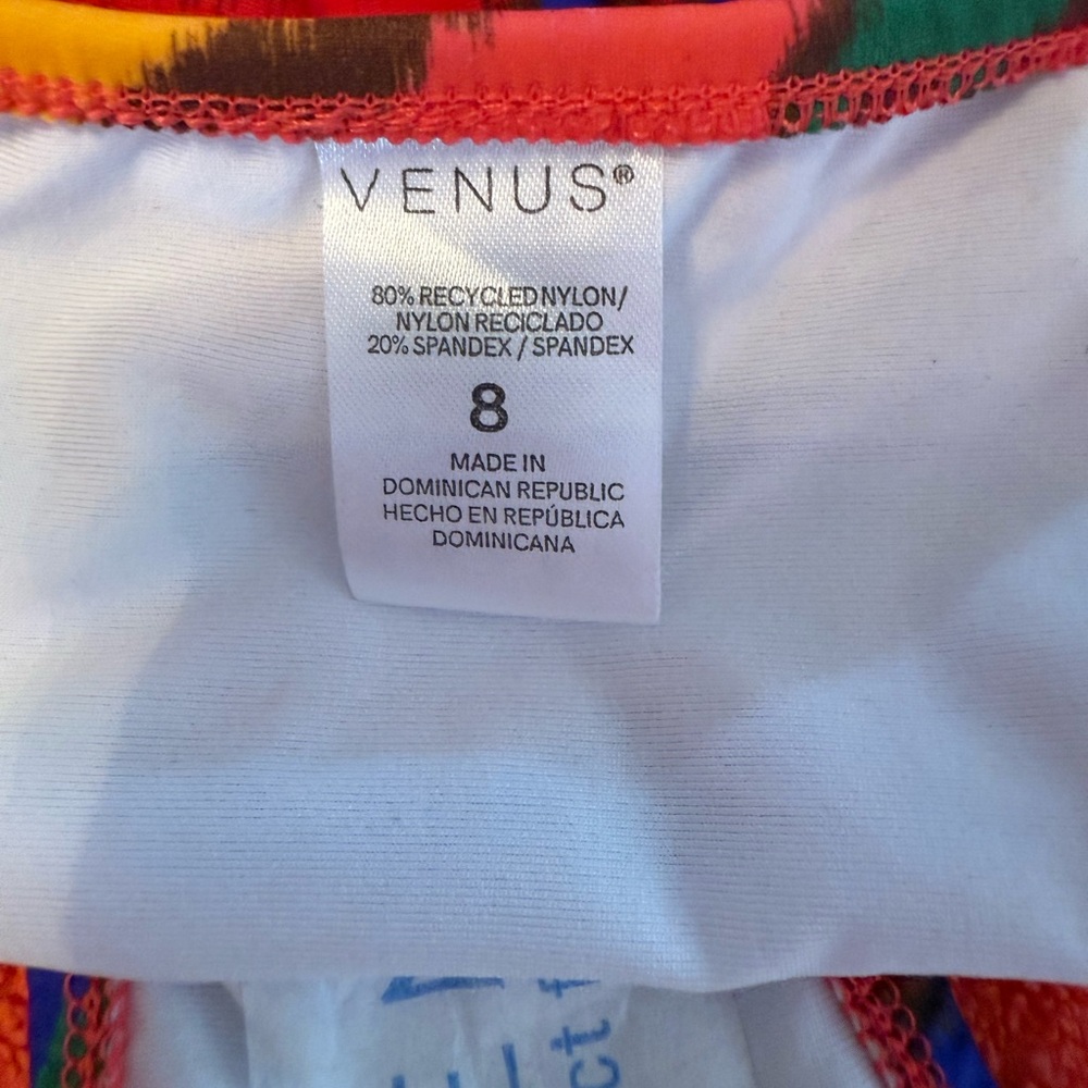 VENUS Colorful Strapless Swimwear - Picture 6 of 6
